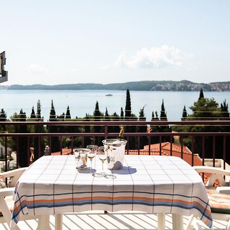 Lambrisa Apartment Trogir Exterior foto