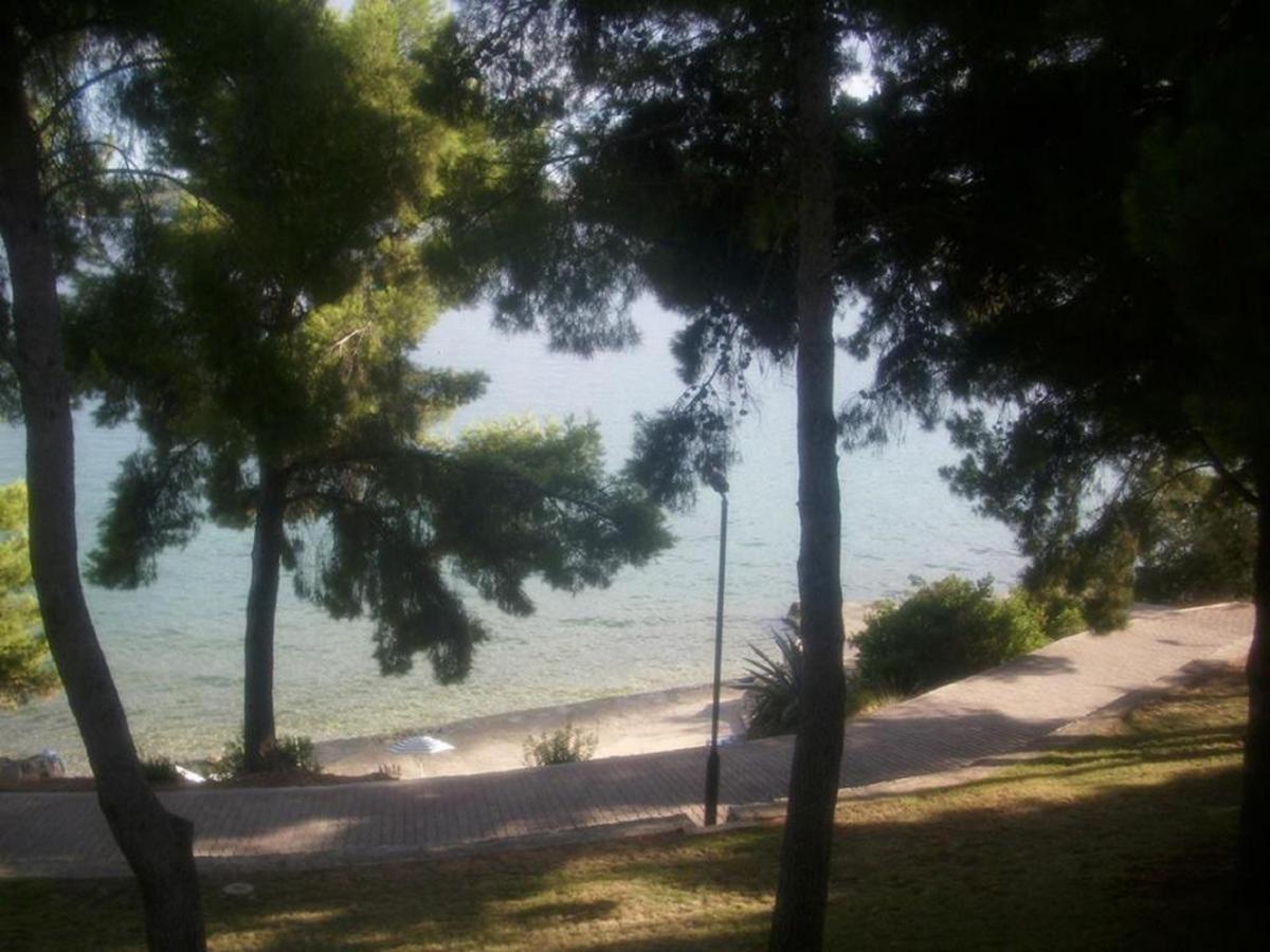 Lambrisa Apartment Trogir Exterior foto