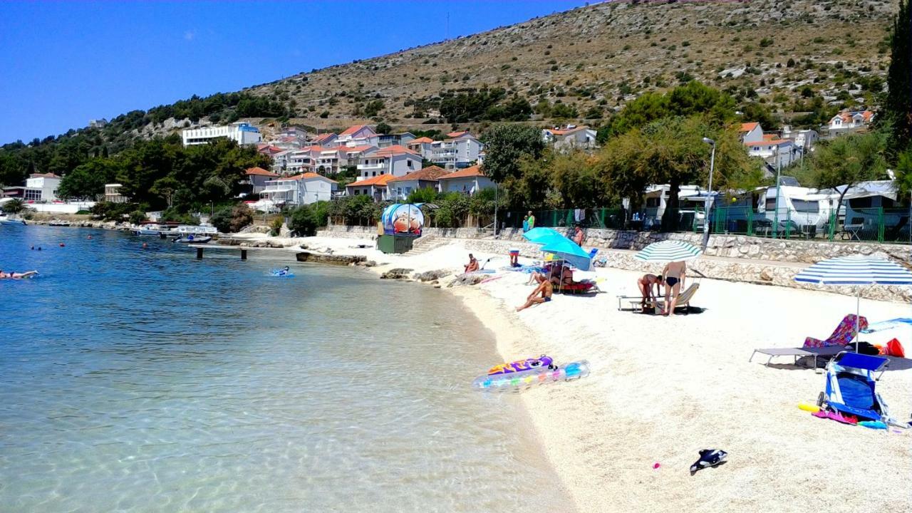 Lambrisa Apartment Trogir Exterior foto